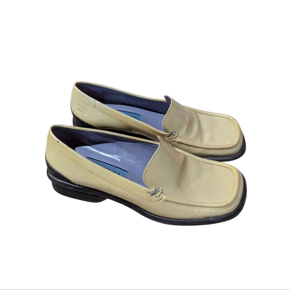 Y2K Kenneth Cole Reaction Lofia Loafer 6.5 Butter Yellow Chunky Square Toe Retro - Picture 4 of 10